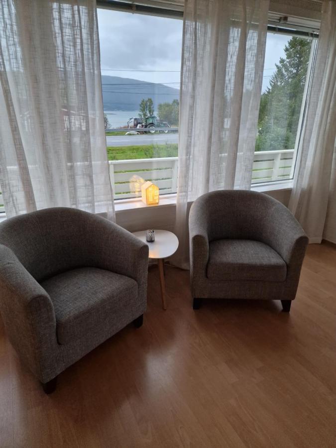 Warm And Cozy Cottage, Great Location Kvaloya Exterior photo
